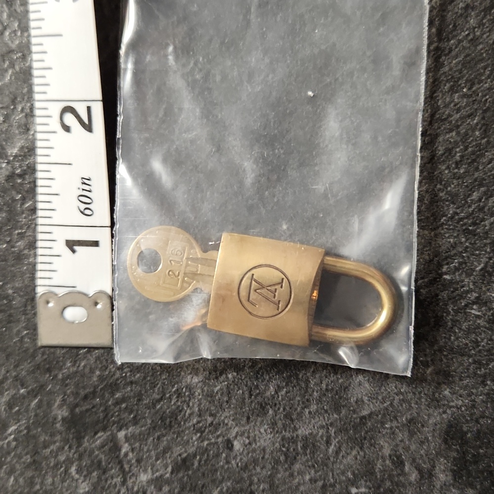 Vintage Louis Vuitton Lock and Key - Picture 9 of 9